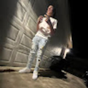 Meet your Posher, Dontae